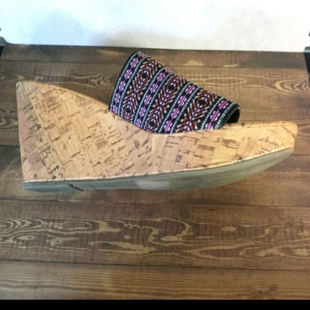 Montego Bay Club Multi Colored Cork Wedge Sandals Sz 8.5 - Picture 5 of 9
